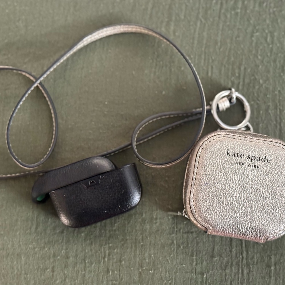 Kate Spade Metallic Leather AirPods Holder